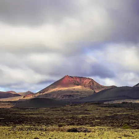 度假居 Home2book Cozy Terrace House With Volcano Views