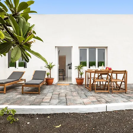 Home2book Cozy Terrace House With Volcano Views